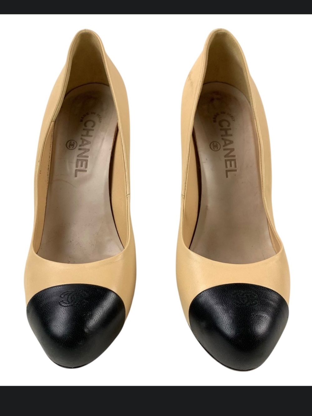 CHANEL Beige Leather Pumps with Black Cap Toes - Picture 3 of 17